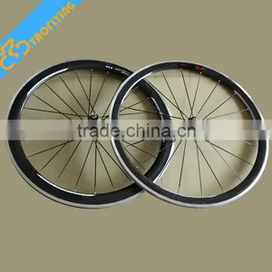 Top Selling 700C 50mm Chinese Carbon Road Bike Wheels Cheap Carbon Wheels on Sale thumbnail-1