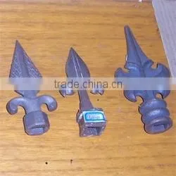 Cast Iron Spearhead thumbnail-1