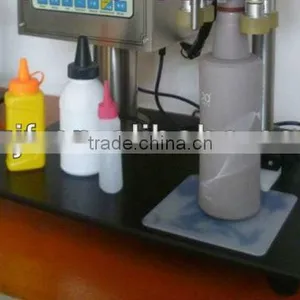 Semi Automatic Cap Screw Capping Machine thumbnail-2