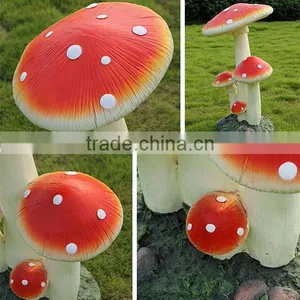 Resin Mushroom Yard Ornament Outdoor Garden Mushroom Statues thumbnail-3
