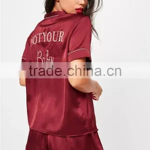 MGOO Hot Sale Custom Buttons Up Pyjamas Sets Short Sleeves Shirt And Bottom Satin Piped Moonnight Wear thumbnail-2