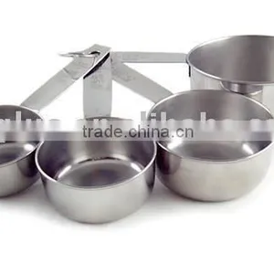 Set of 4 Stainless Steel Measuring Cups thumbnail-1