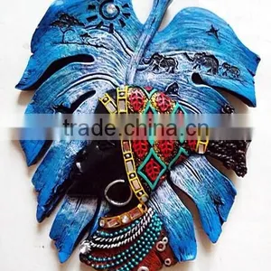 Resin Souvenir Leaf Shape Wall Hanging Ornament thumbnail-2