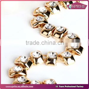 Gold Rhinestone Cup Chain thumbnail-1