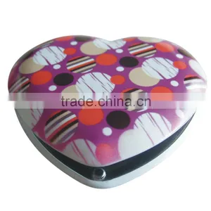 Hot Printing Heart Shape Custom Fashion Aluminum Cosmetic Mirror Quality Choice thumbnail-4