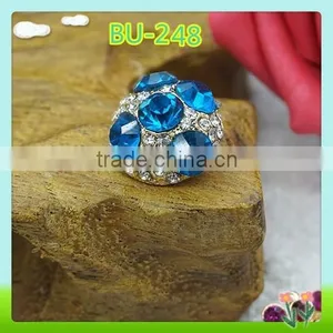 Wholesale Decorative Rhinestone Button in Buttons thumbnail-1
