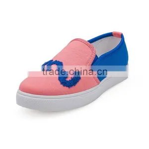 2015 New Round Sweet Love Heart Singles Shoes Low Heels Slip-on Lazy Flat Shoes Leisure Shoes Women Sneakers Canvas Shoes thumbnail-5