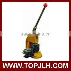 Manual Round Pin Button Badge Machine thumbnail-4