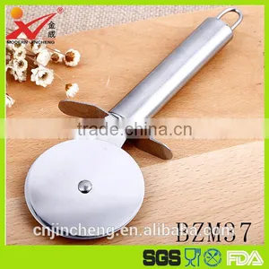 High Quality Hot Sale Full Stainless Steel Material Round Shape Pizza Cutter thumbnail-1