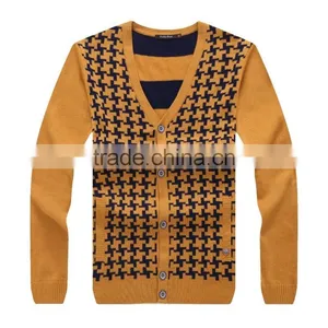 100% Fine Wool Men's Yellow Cardigan With Pattern thumbnail-1
