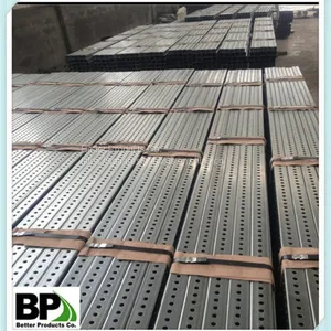 Steel Perforated Green Painted Square Post thumbnail-3