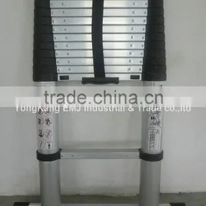 3.8m Single Telescopic Ladder With EN131-6 thumbnail-2