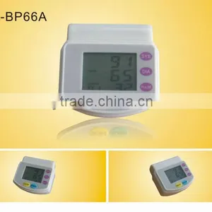 Wrist Type Talking Electrical Wrist Blood Pressure Meter for Home Use EA-BP66A thumbnail-1