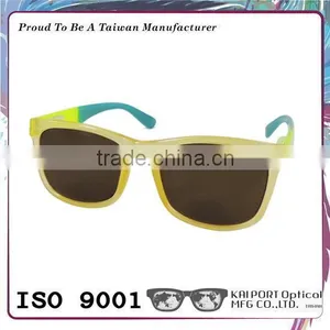 Oversized and Two Color Way Design Plastic Sunglasses With Revo Lens thumbnail-5