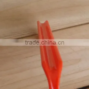 Plastic Dog Comb With Adjustable Needles thumbnail-4