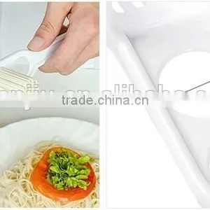 Wholesale Stock White Platic Sawtooth Noodle Ladle thumbnail-5