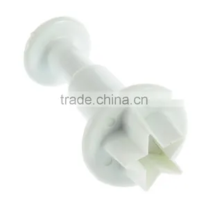 New 3 Pcs Cake Sugar Sugarcraft Tool Star Cake Cutter Plunger Star Cake Decorating Supplies thumbnail-1