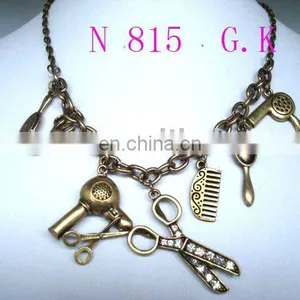 Necklace thumbnail-1