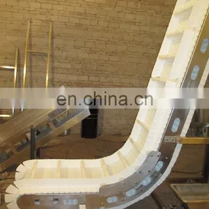 Customized Hopper and Discharge Chute Inclined Belt Conveyor thumbnail-7