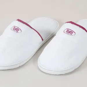 ELIYA White Waffle Hotel Disposable Non Woven Slippers thumbnail-1