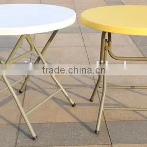 80cm Small Round Plastic Folding Table thumbnail-4