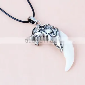 Tibet Punk Men's Cool Real Gothic Wolf Tooth Necklace Domineering Pendant thumbnail-4