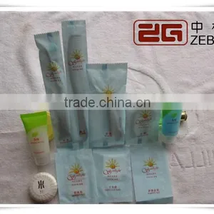 China Supplier Wholesale Hotel Amenities Kit thumbnail-1