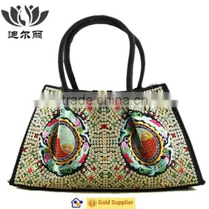 2016 Fashion Embroidery Woman Handbag Lady Handbag thumbnail-2