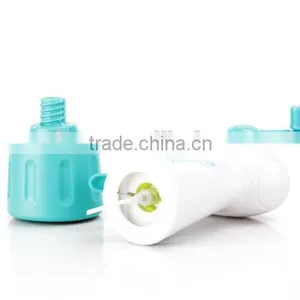 Hot Sale Plastic Mini Handhed Fan/portable Water Spray Fan thumbnail-3