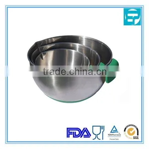 3 Size Stainless Steel Mixing Bowls With Silicone Handle thumbnail-1