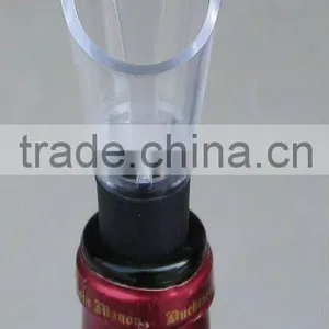 Wine Pourer thumbnail-1
