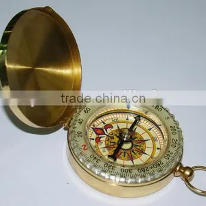 High Quality Outdoor Portable Metal Brass Compass With Lid thumbnail-1