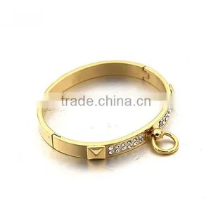 2016 Hot Sale Europe Cuff Bracelet Stainless Steel PVD Gold Crystal Bangle for Women thumbnail-4