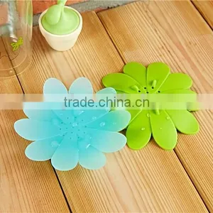 New Design Flower Shape Silicone Soap Dish With Drain thumbnail-3