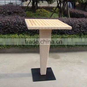 Wicker/Rattan Outdoor Bar Stools thumbnail-6