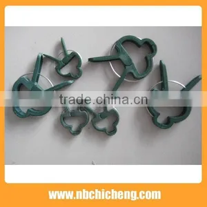 Plastic Large and Small Garden Plant Clips thumbnail-4
