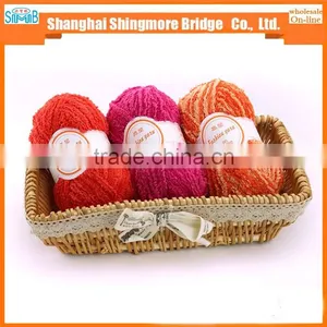 2017 Hot Selling 100% Polyester Double Feather Fancy Yarn for Hand Knitting thumbnail-6