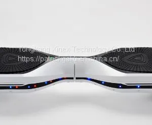 6.5 Inch Self-balancing Hoverboard thumbnail-4
