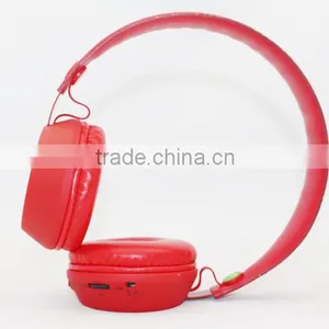 Hot Beautiful Shape Stereo Wired Headphone thumbnail-3