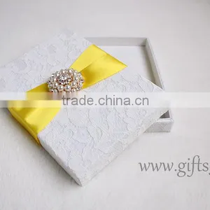 Luxury Handmade Wedding Invitation Card Box With Rhinestone thumbnail-6
