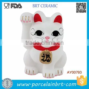 Cute White Ceramic Lucky Cat thumbnail-1