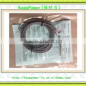 Proximity Switch DW-AD-403-04-290 Sensor thumbnail-1