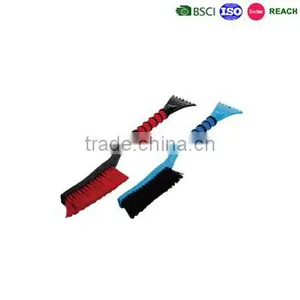Short Handle Snow Brush With Ice Scraper , ABS Ice Scraper Ice Breaker, Soft Snow Brush thumbnail-1