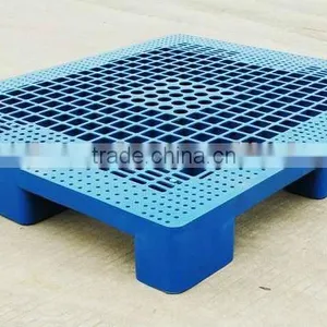 Four Way Entry Plastic Pallets thumbnail-1