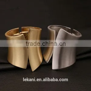 Fashion Adjustable Big Bridal Gold Plated Wide Metal Bangle thumbnail-1