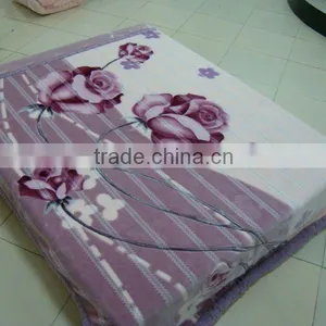 100% Polyester Printed &carved Double Raschel Blanket thumbnail-1
