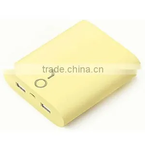 Pastry Square Power Bank 10400mAh thumbnail-1