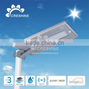 Aluminum Alloy LED Integrated Solar Street Lamps With Li-fe Battery thumbnail-1