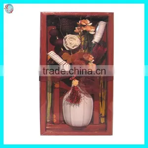 Potpourri Flower Fragrance Ceramic Reed Diffuser thumbnail-1