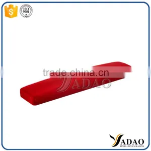 China Manufacturers Imported Customized Velvet Jewelry Necklace Box thumbnail-3